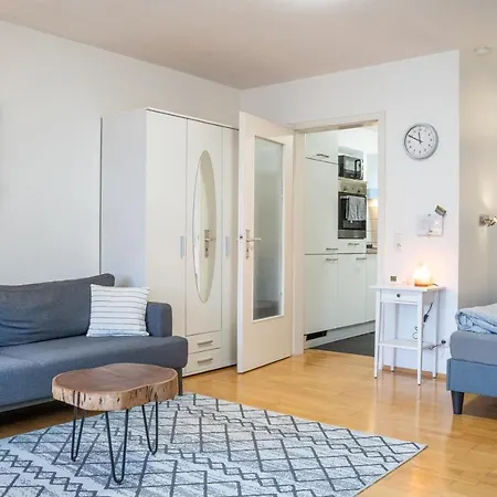Apartment Und Wg-Doppelzimmer Sonnenhalde Tuebingen Exterior photo
