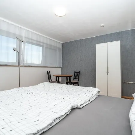 Apartment Und Wg-Doppelzimmer Sonnenhalde Tuebingen Exterior photo