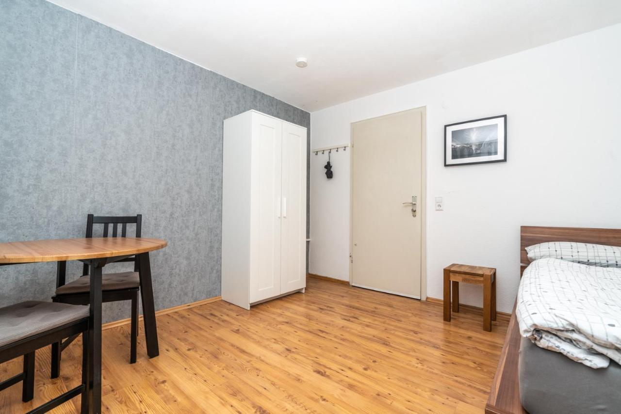 Und Wg-doppelzimmer Sonnenhalde Apartment